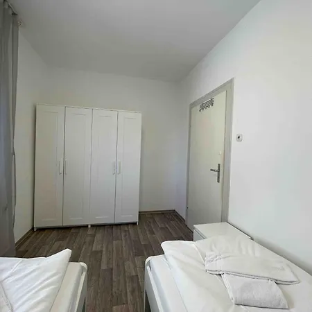 Sad242 Grosse Monteurwohnung Uebergangswohnung