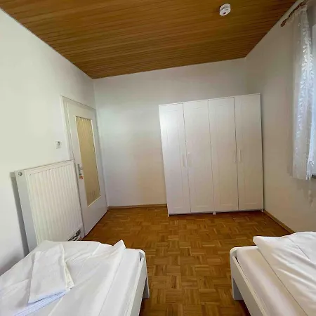Sad242 Grosse Monteurwohnung Uebergangswohnung