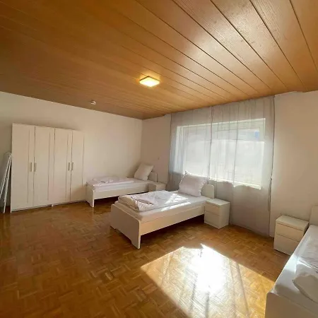 Sad242 Grosse Monteurwohnung Uebergangswohnung * Schwandorf in Bayern