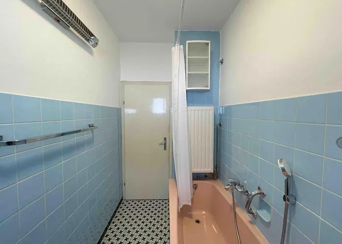 Sad242 Grosse Monteurwohnung Uebergangswohnung Apartament